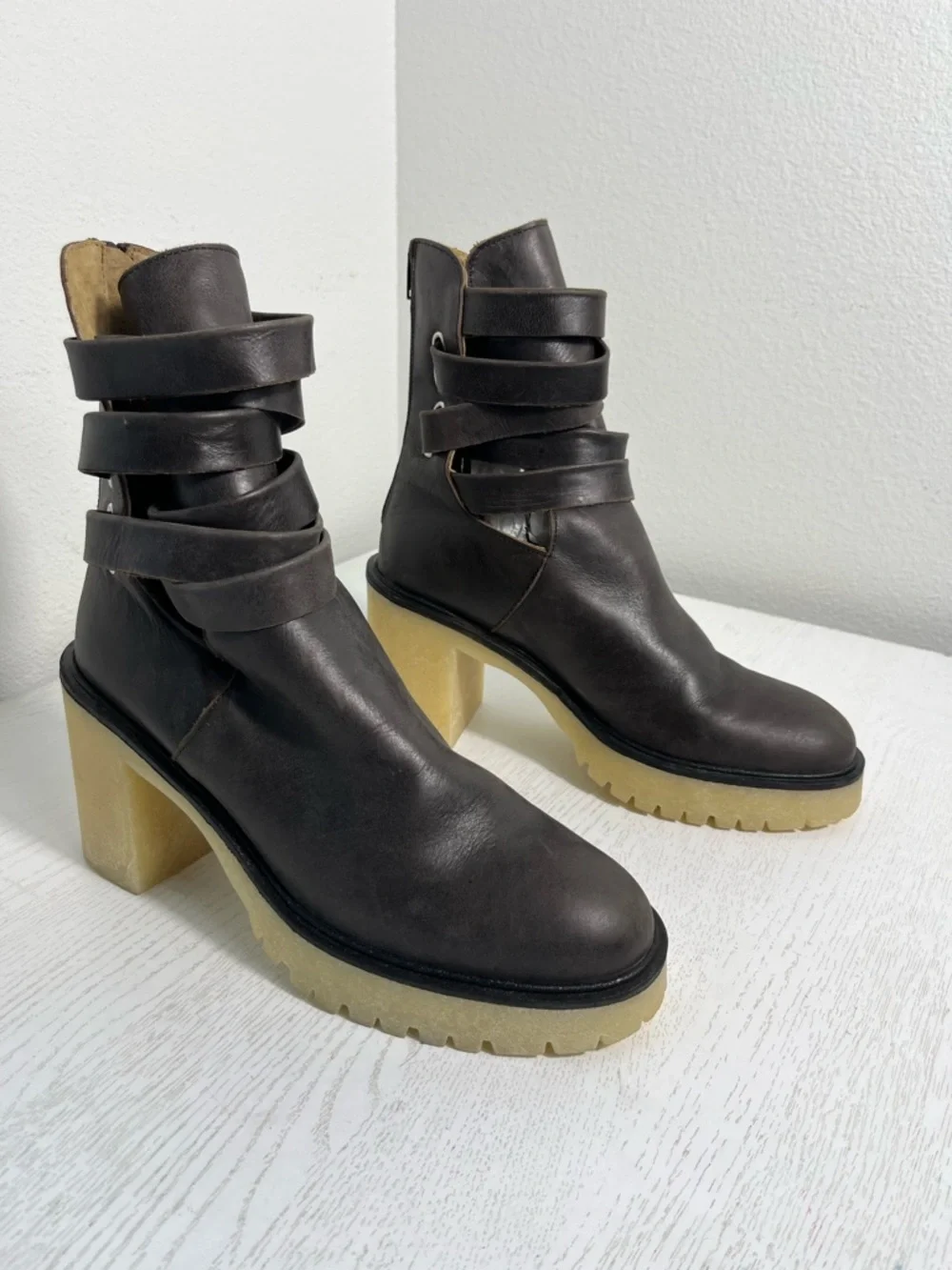NEW Free People Jesse Cutout Leather Boots Bitter Brown Chunky Cream Heel 41/10